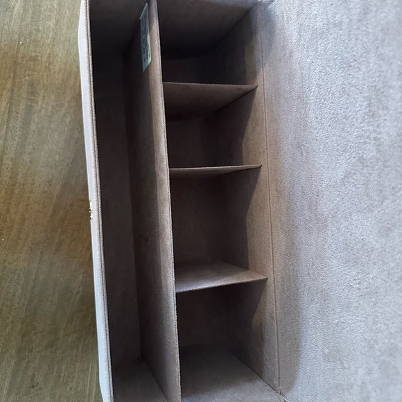 T3 Pink Storage Clutch Suede-Like Finish - Picture 3 of 5